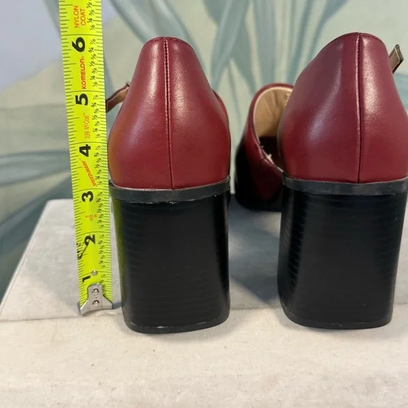 Journee Collection women’s sandals size 10, NWOT Burgundy Block Heel Shoes - Picture 6 of 8